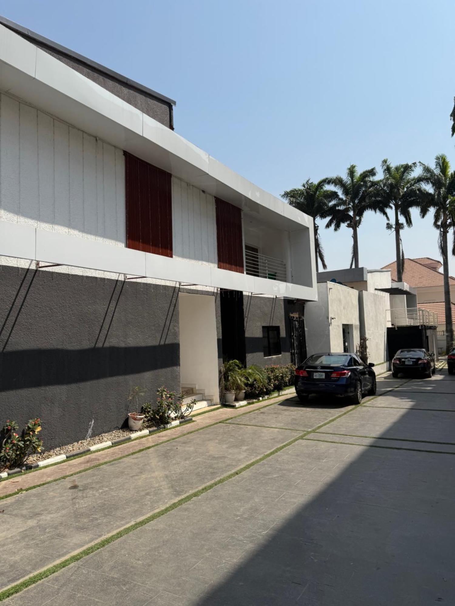 Austra Hotels And Apartments Maitama Abuja Exterior photo