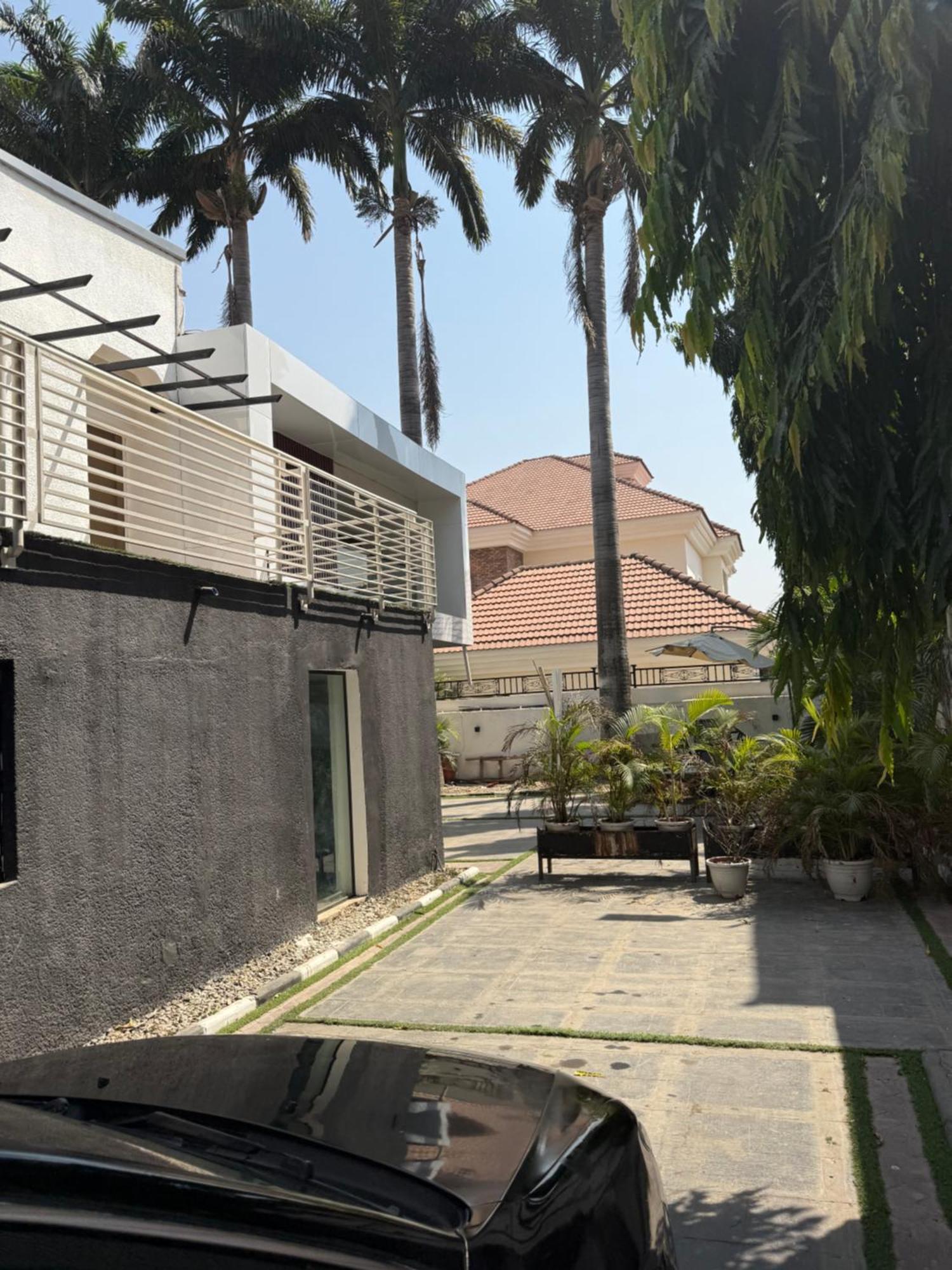 Austra Hotels And Apartments Maitama Abuja Exterior photo