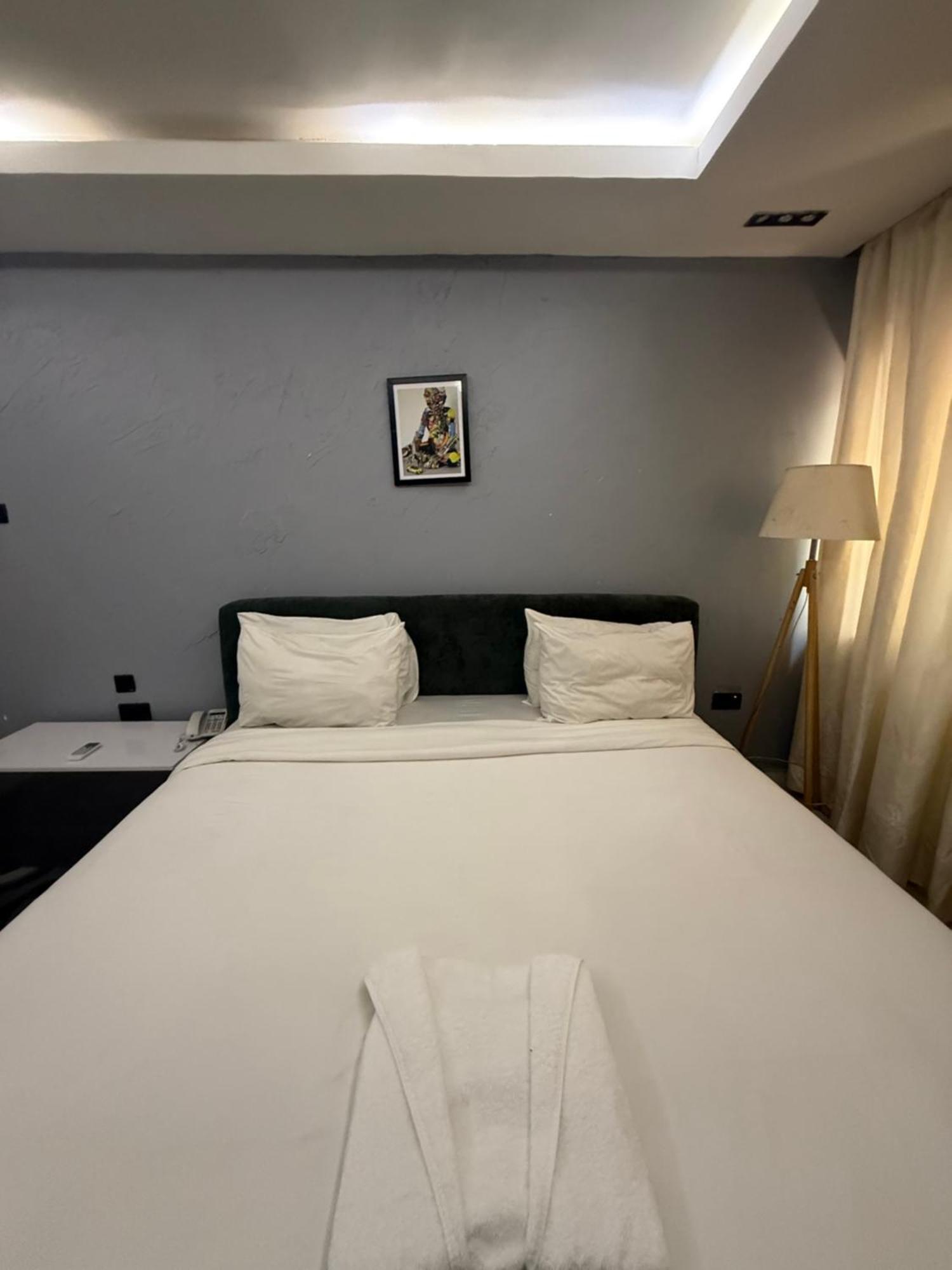 Austra Hotels And Apartments Maitama Abuja Exterior photo