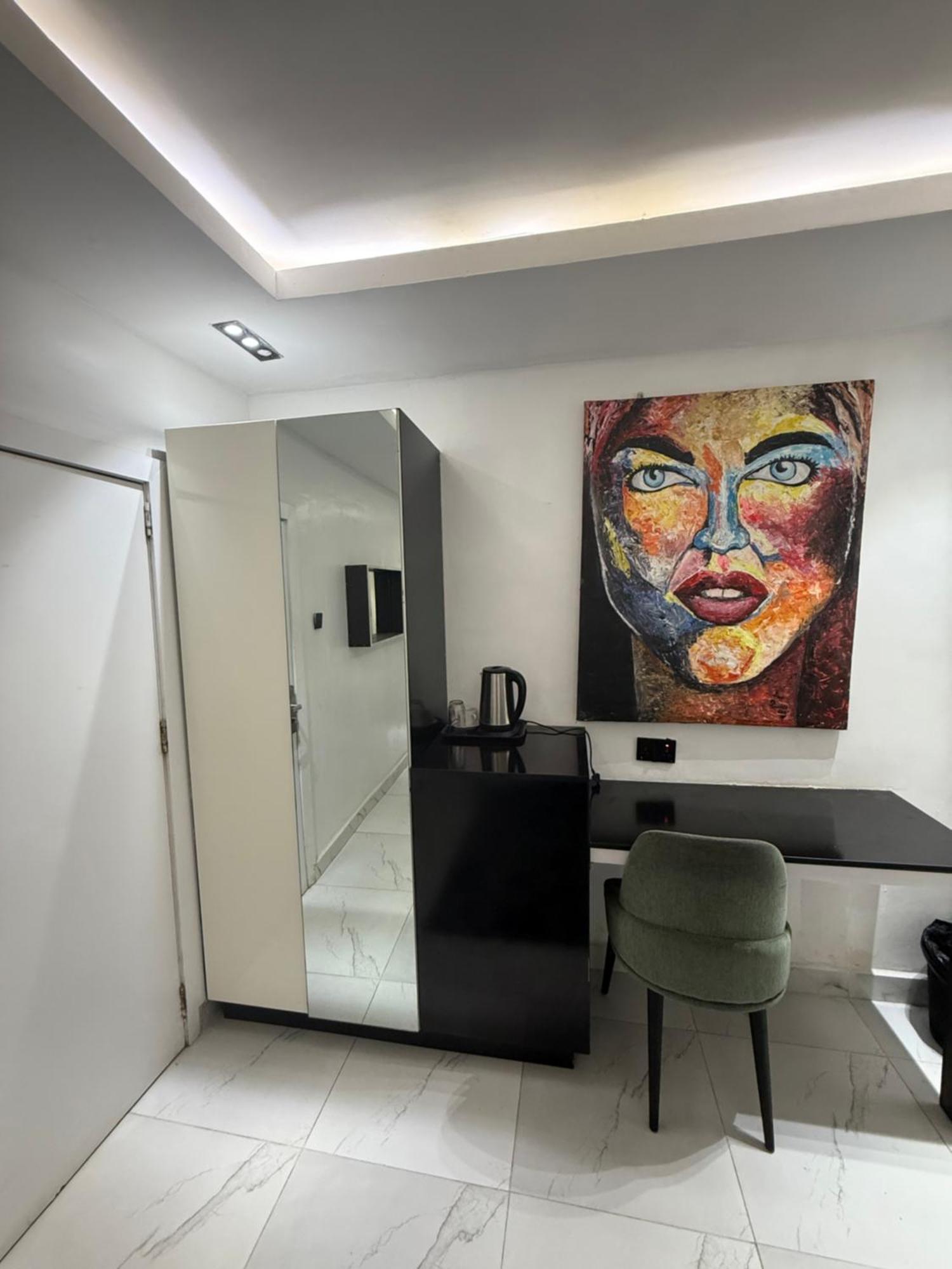 Austra Hotels And Apartments Maitama Abuja Exterior photo